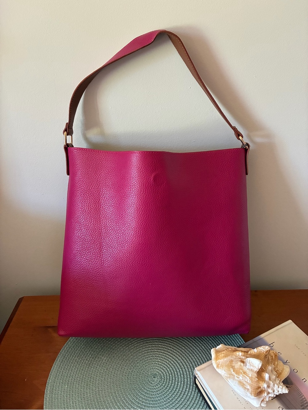 Fuchsia/hot pink faux Leather Shoulder Bag/Tote, Carry-All